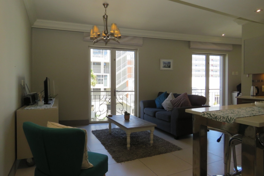 To Let 1 Bedroom Property for Rent in Green Point Western Cape